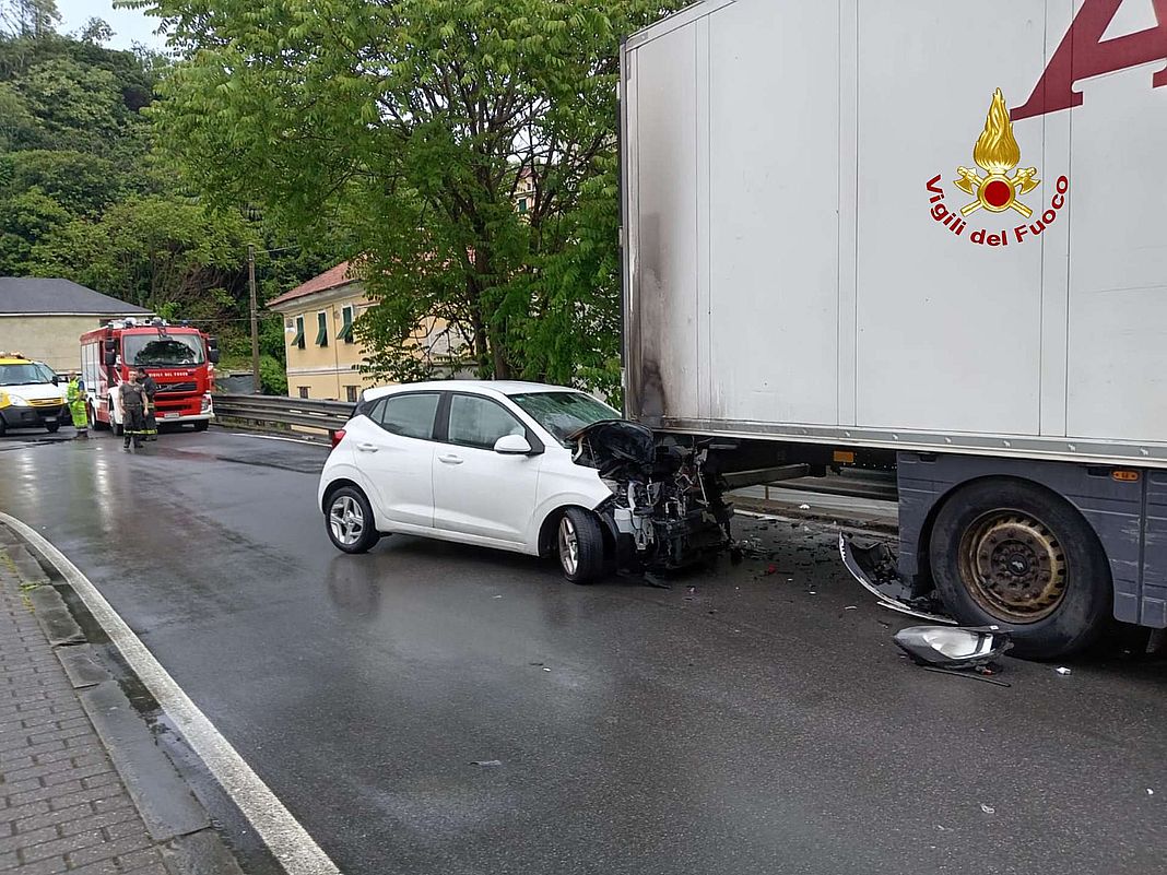 incidente via Lungotorrente secca 6 maggio 2025