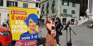 Genova, musicisti e performer a San Lorenzo per informare sul Referendum Musicisti di strada Referendum genova