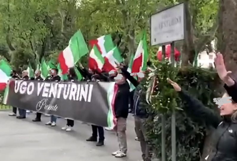 saluto romano genova Ugo Venturini
