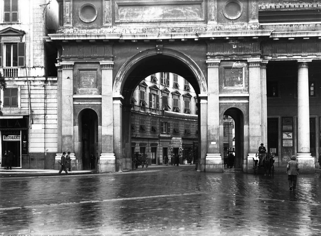 Arco stazione Principe 1928
