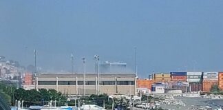 Genova, sotto controllo l’incendio agli ex cantieri navali Costaguta a Voltri Incendio ex cantieri navali Costaguta sotto controllo