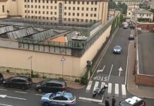 Genova, sedata la rivolta nel carcere di Marassi. Due agenti feriti rivolta carcere Marassi Genova