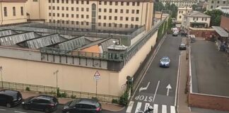 Genova, sedata la rivolta nel carcere di Marassi. Due agenti feriti rivolta carcere Marassi Genova