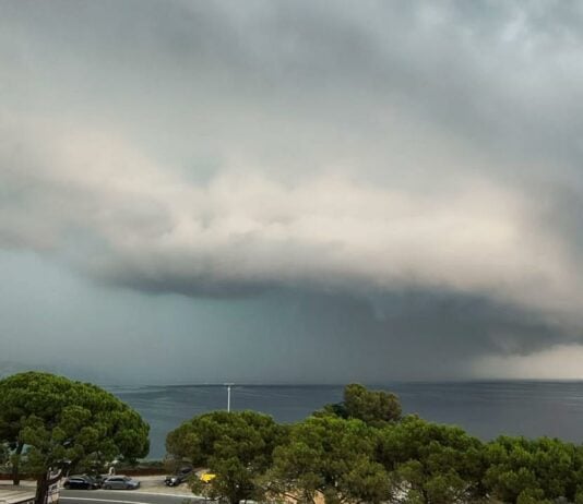 Meteo Liguria, primi temporali sul ponente: possibili grandinate