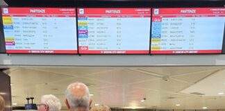 Aeroporto di Genova, volo per Londra in ritardo di 6 ore Aeroporto di Genova tabelloni partenze arrivi