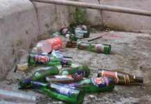 Albenga, atti vandalici, sindaco Tomatis: forze dell’ordine sotto organico bottiglie spazzatura movida