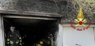 La Spezia, box in fiamme a Fabiano incendio box La Spezia 2 giugno 2025