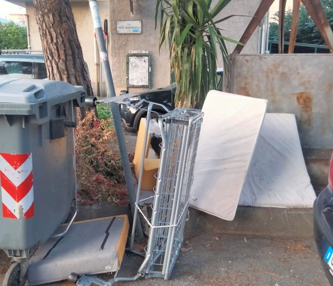 rifiuti ingombranti Sestri Ponente