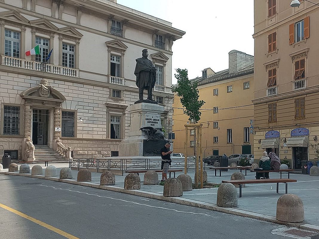 sampierdarena piazza Monastero Genova