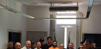 Ventimiglia, i soccorritori che hanno trovato Allen: “Quando si è mosso emozione unica” Conferenza stampa bambino scomparso Latte