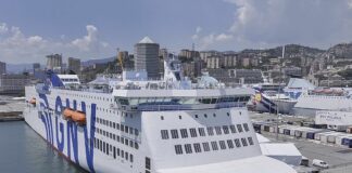 Genova, GNV Orion battezzata sotto la Lanterna Gnv Orion traghetto