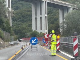 Nervi cantiere casello autostrada