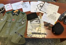 Genova, sequestri in casa di due 16enni: trovati poster di Mussolini e divise delle SS Perquisizioni minorenni Genova