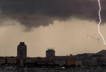 Maltempo Liguria, nubifragio su Genova: allagamenti e Comune in fase di Preallarme Temporale Genova