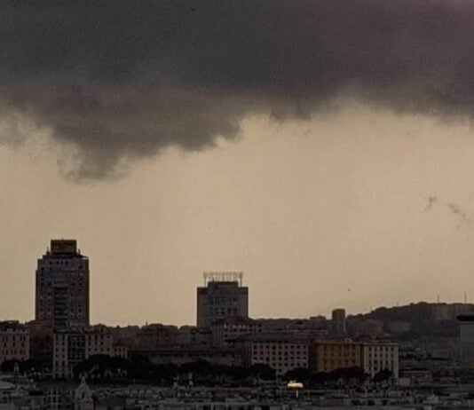 Meteo Liguria, dal pomeriggio possibili temporali e grandine Temporale Genova