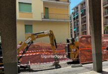 Marassi, ruspa trancia tubo del gas in viale Bracelli tubo gas rotto Bracelli