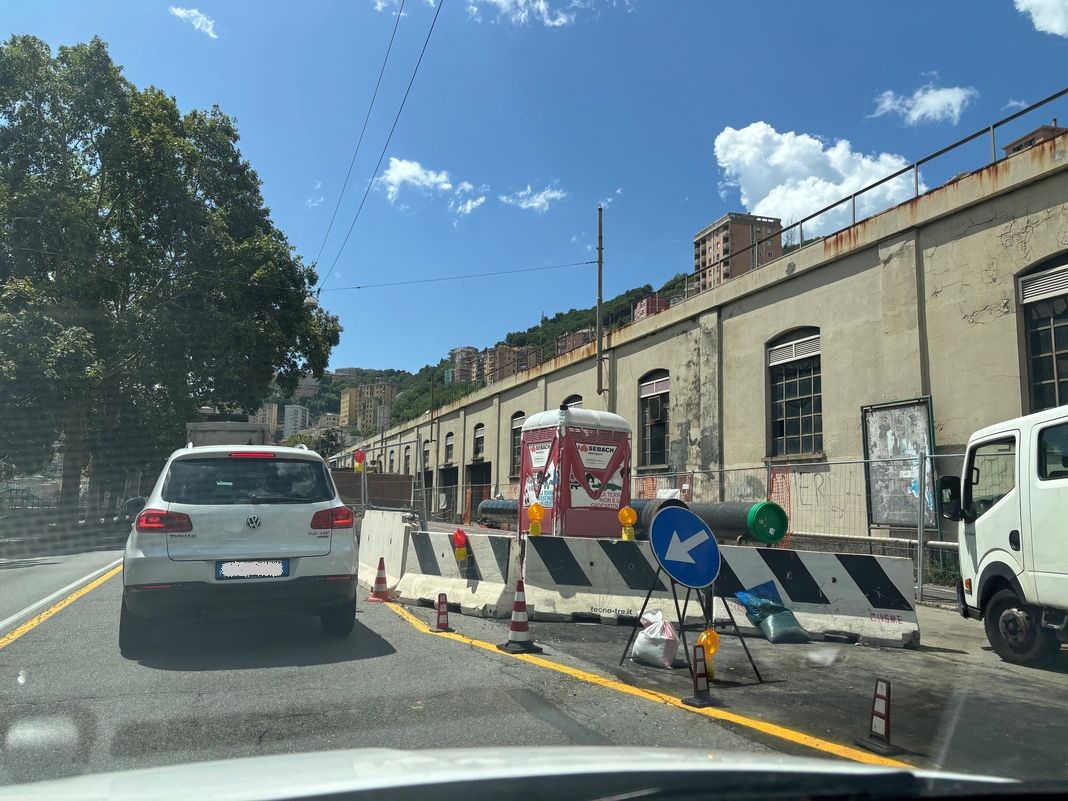via Bobbio cantiere