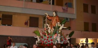 Cogoleto festeggia San Lorenzo con raccolta fondi per emporio solidale Cogoleto processione San Lorenzo