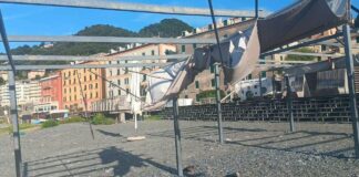 Genova, vandalizzata la Spiaggia dei Bambini a Voltri Spiaggia dei Bambini Voltri vandalizzata