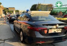 Genova, rissa a bottigliate a Punta Vagno, si cercano i feriti carabinieri Punta Vagno