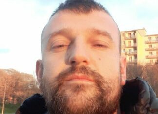 Manesseno, morto dopo le scariche dei taser, esami stabiliscono una concausa elton bani