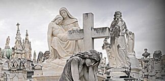 Lavagna, all’asta una tomba di famiglia al cimitero monumentale Lavagna cimitero monumentale