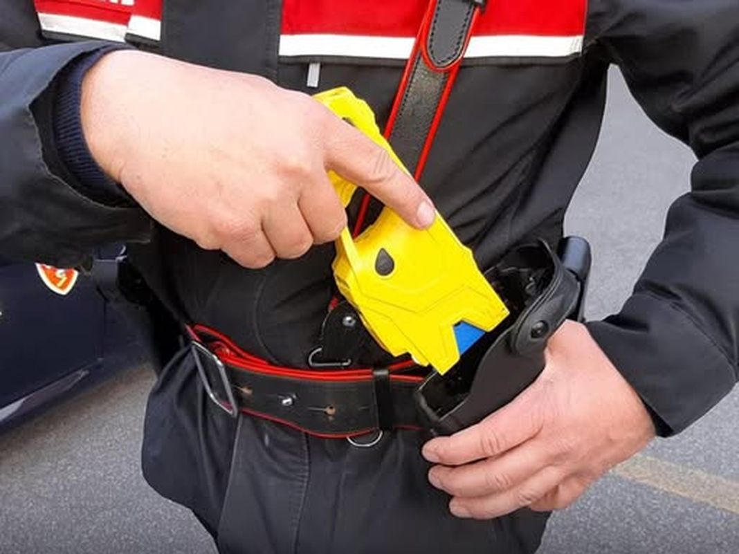 taser carabinieri