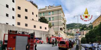 Genova, autorimessa a fuoco in Oregina: intervengono i vigili del fuoco Vigili del Fuoco Oregina