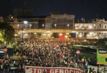 Genova, trentamila persone in piazza per Gaza, fermata nave israeliana manifestazione Gaza Genova 27 settembre 2025