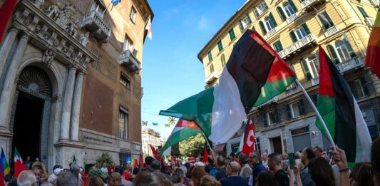 Genova, corteo pro-Palestina del 22 settembre: 80 manifestanti denunciati genova manifestazione Cgil palestina
