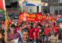 Genova, in 5mila per Gaza, corteo e sciopero generale manifestazione Genova per gaza