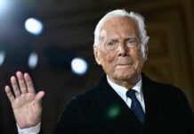 Morto Giorgio Armani, lo stilista aveva 91 anni Giorgio Armani