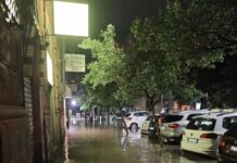 Maltempo a Genova, piazza Martinez ancora allagata San Fruttuoso piazza Martinez allagata 1 settembre 2025