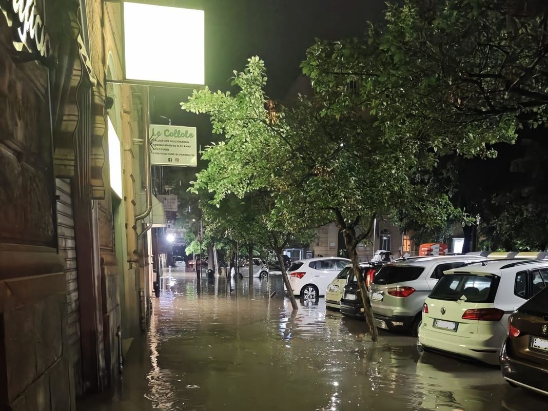 San Fruttuoso piazza Martinez allagata 1 settembre 2025
