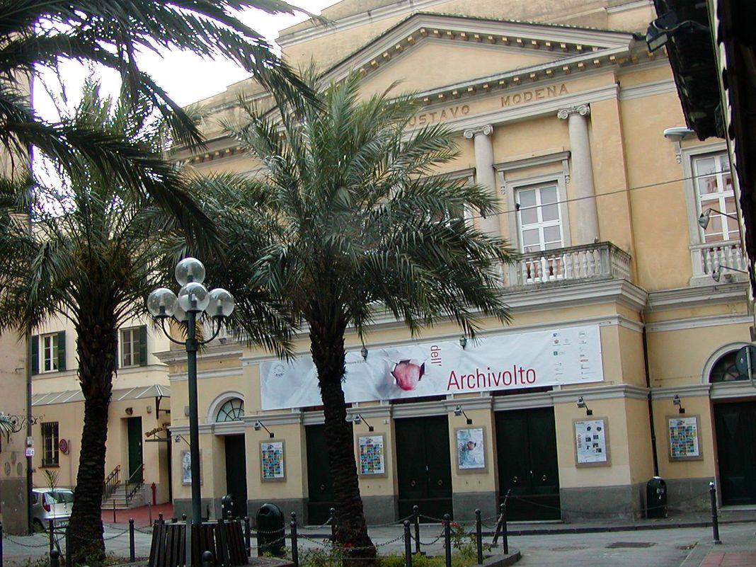 teatro Modena Genova
