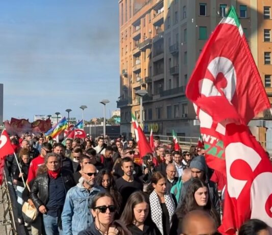 Sciopero generale, venerdì nuovo corteo a Genova Corteo Cgil Sopraelevata sciopero generale 3 ottobre