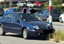 Genova, auto va a sbattere in corso Europa: traffico e code Incidente corso Europa