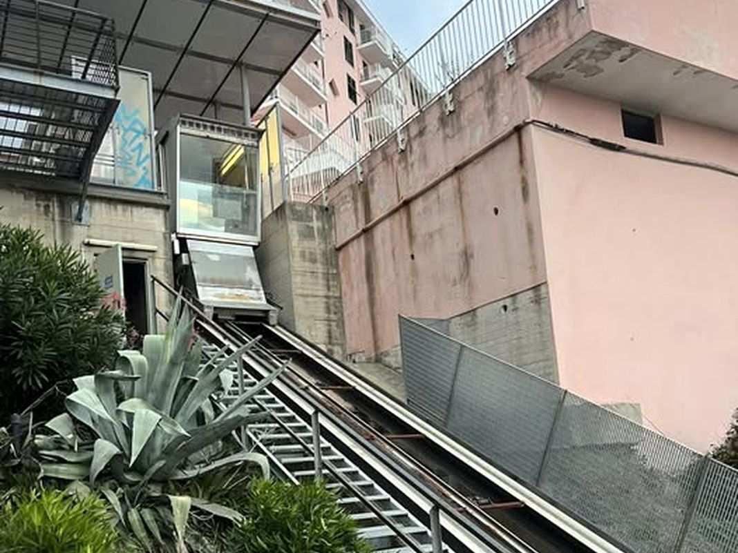 ascensore inclinato via Novella Prà