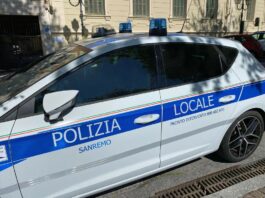 Finale Ligure, molesta due bambine in spiaggia: denunciato un 65enne polizia locale sanremo