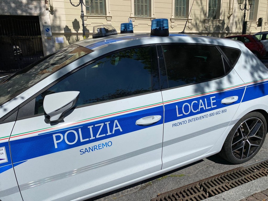 polizia locale sanremo