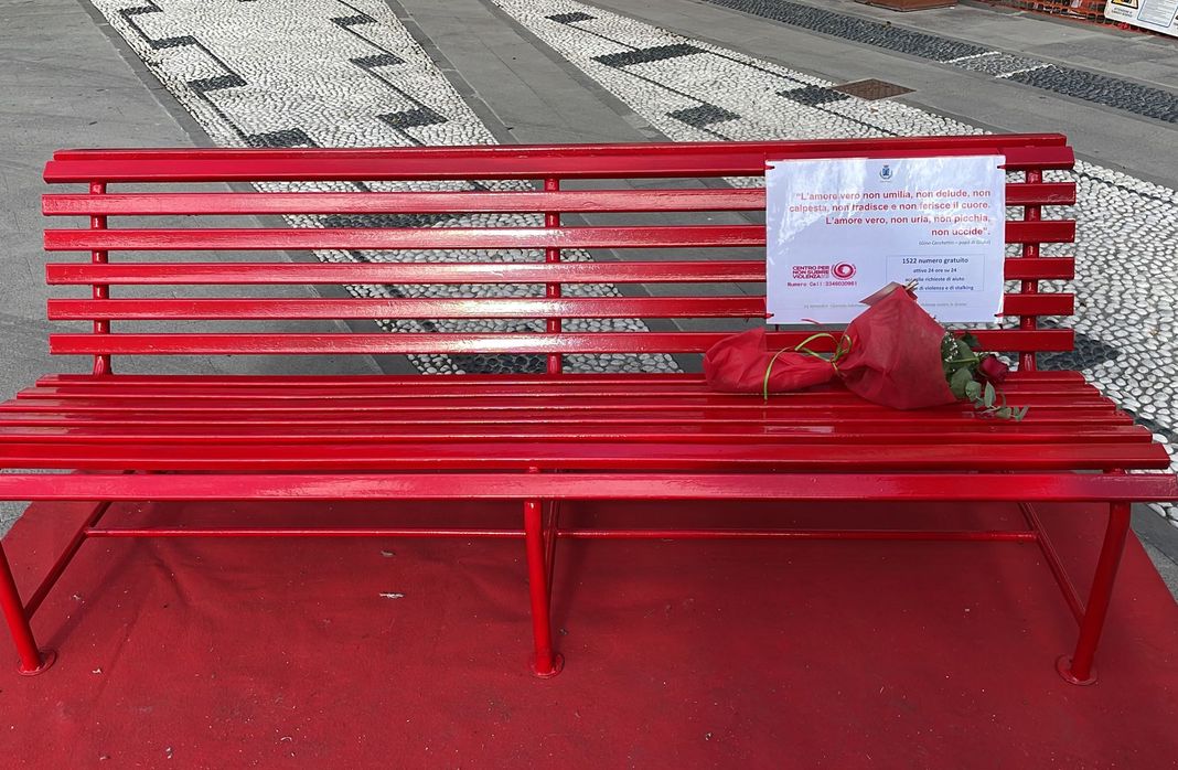 panchina rossa Recco