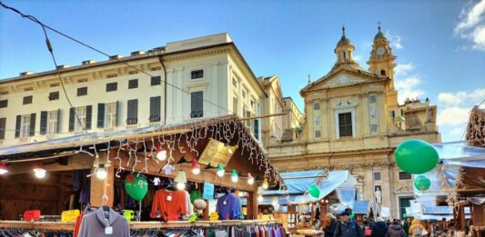 Natale 2025, il programma degli eventi del Comune di Genova Mercatino di Natale piazza Matteotti