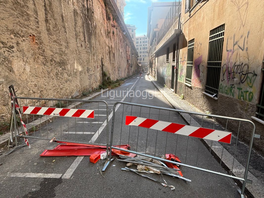 cantiere via Carlo Targa Genova Zecca