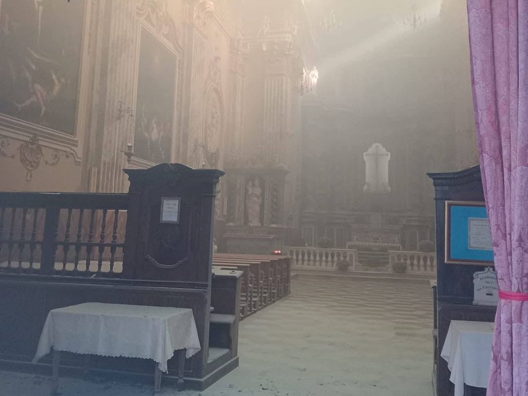 Taggia incendio chiesa