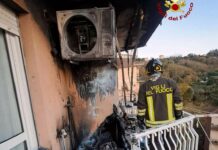 Pontedecimo, in fiamme il condizionatore su un poggiolo, ragazza ferita incendio condizionatore via fratelli gazzo pontedecimo