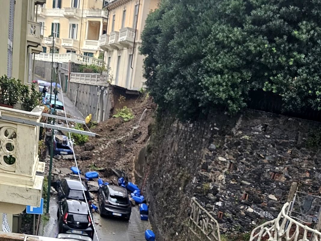 frana Pegli via Nicoloso da Recco