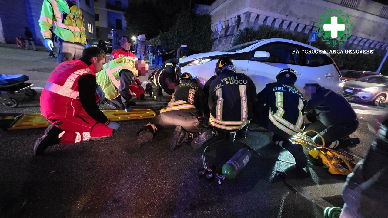 Pedone investito Albaro