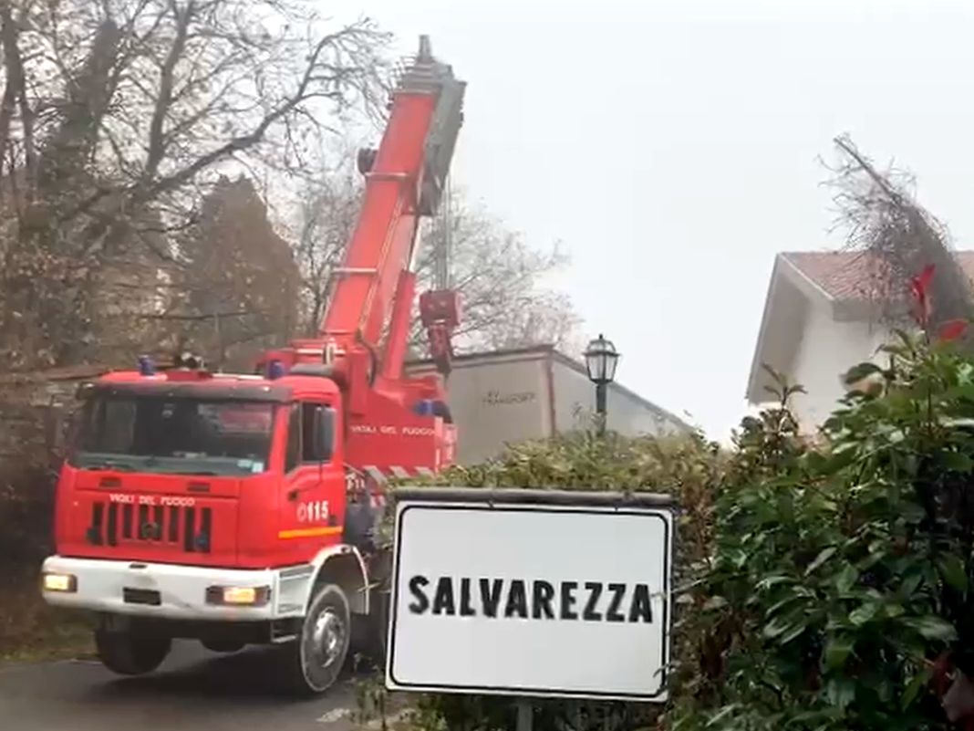 camion bloccato salvarezza 
