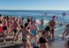 Loano, tuffo in mare per 285 persone per il Cimento invernale cimento invernale Loano
