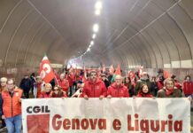 Sciopero generale a Genova, il corteo davanti alla Prefettura corteo Cgil genova 12 dicembre 2025